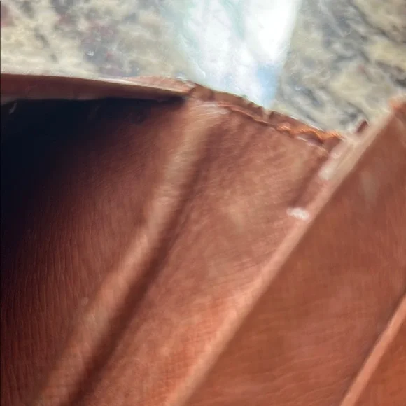 Louis Vuitton Monogram Wallet - Picture 9 of 9